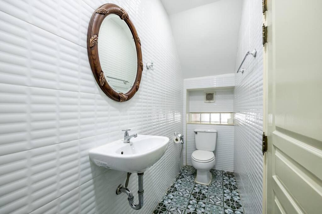 At Nana-5Bed, City Center, Nana Bts, Mbk, Central World, Siam Banguecoque Exterior foto